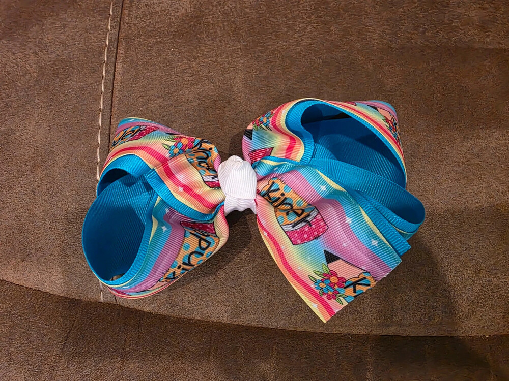 Kinder Bow